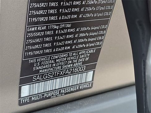 Used 2015 Land Rover Range Rover Supercharged image 38