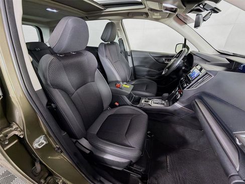 Used 2023 Subaru Forester Premium image 27