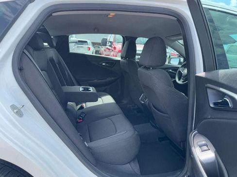 Used 2024 Chevrolet Malibu LT FWD image 10