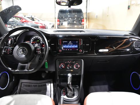 Used 2016 Volkswagen Beetle 1.8T S image 28