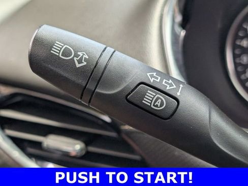 Used 2023 Chevrolet Traverse Premier w/ Redline Edition FWD image 33