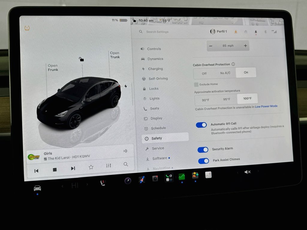 Used 2024 Tesla Model Y Long Range AWD/4WD image 46