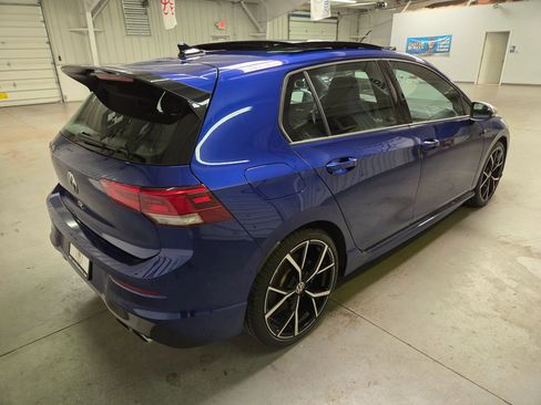 Used 2022 Volkswagen Golf R AWD/4WD image 8