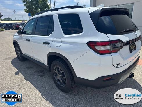 Certified 2026 Honda Pilot TrailSport image 6
