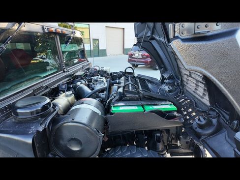 Used 1997 HUMMER H1 4-Door Wagon AWD/4WD image 43