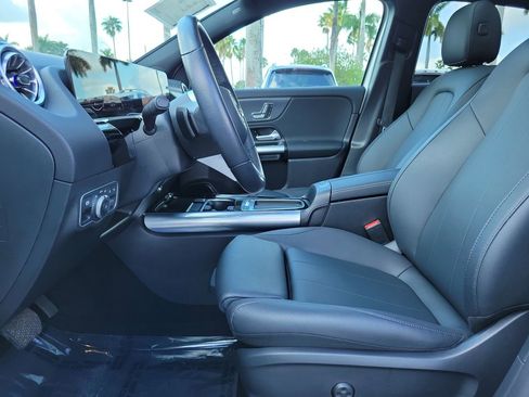 Certified 2025 Mercedes-Benz GLA 250 image 22