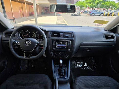 Used 2016 Volkswagen Jetta S FWD image 14