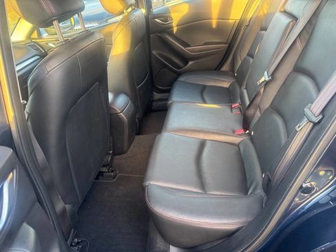 Used 2015 MAZDA MAZDA3 s Touring image 8