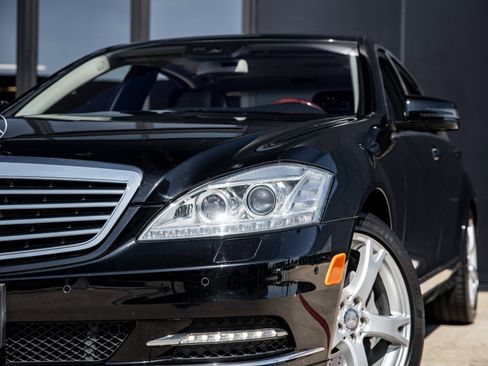 Used 2011 Mercedes-Benz S 550 image 13