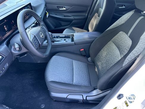 New 2026 Nissan Sentra SV w/ SV Convenience Package FWD image 6