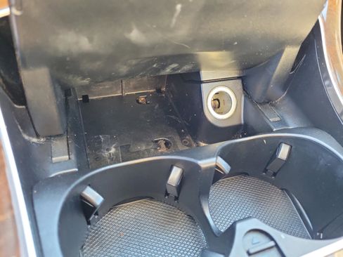 Used 2017 Mercedes-Benz C 300 Sedan image 30