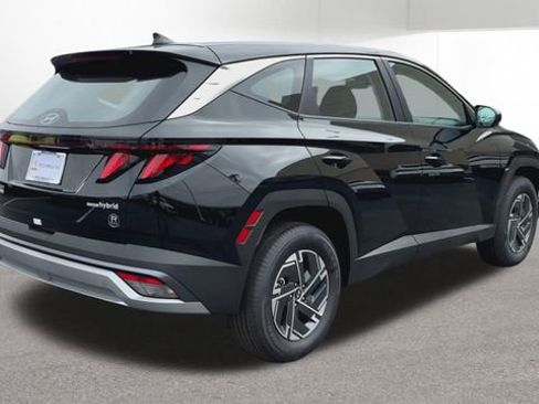 New 2026 Hyundai Tucson Blue SE image 9