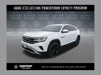 Used 2022 Volkswagen Atlas Cross Sport SE w/ Black Wheel Package