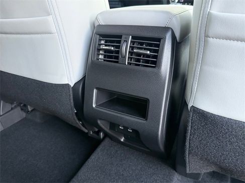 New 2026 Mitsubishi Outlander SE image 26