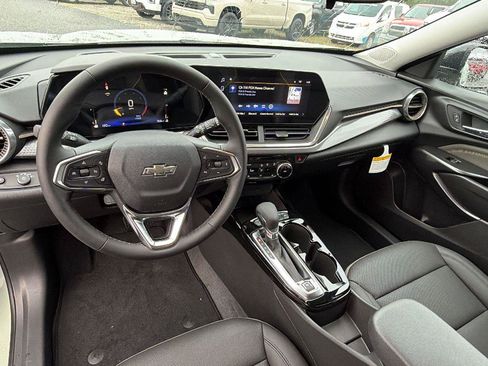 New 2026 Chevrolet Trax ACTIV w/ Driver Confidence Package FWD image 20