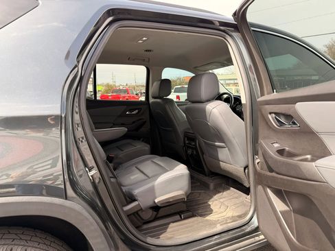 Used 2019 Chevrolet Traverse LT w/ LT Premium Package FWD image 28