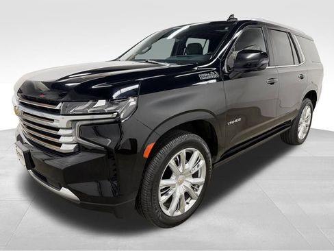 Used 2021 Chevrolet Tahoe High Country w/ Premium Package image 5