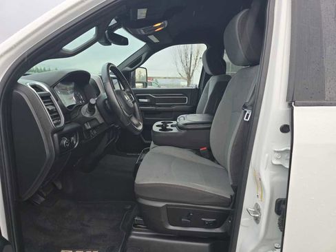 Used 2024 RAM 2500 Big Horn image 9