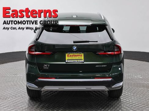 Used 2023 BMW X1 xDrive28i AWD/4WD image 6