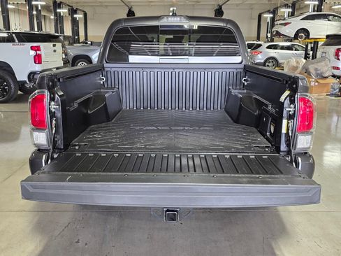 Used 2023 Toyota Tacoma TRD Sport w/ Black Out Package (TMS) AWD/4WD image 13