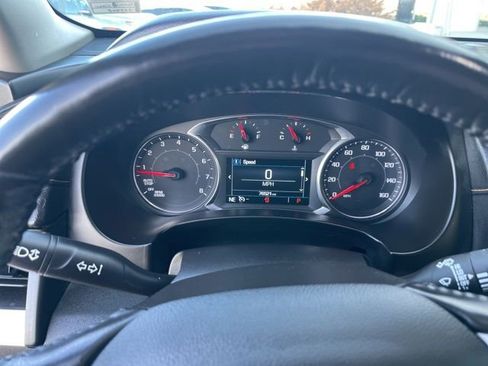 Used 2018 GMC Terrain SLT w/ Preferred Package image 9