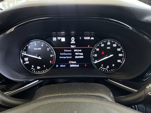 Used 2022 Buick Envision Avenir w/ Technology Package II AWD/4WD image 11