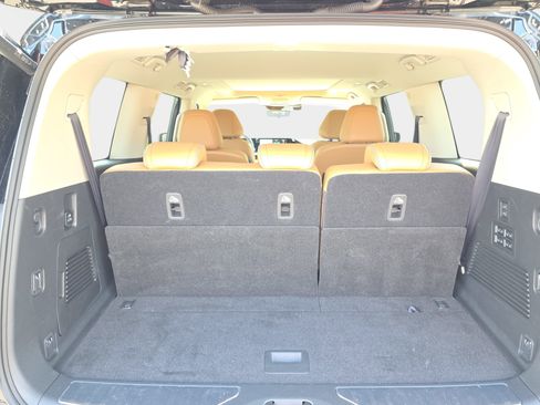 Used 2025 INFINITI QX80 Sensory AWD/4WD image 13