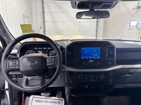 Used 2022 Ford F150 XLT AWD/4WD image 4