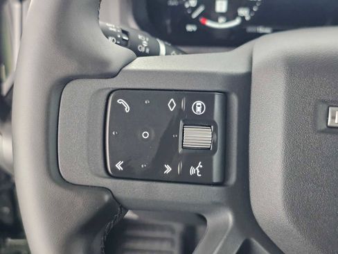 New 2026 Land Rover Defender 110 S image 27