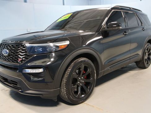 Used 2023 Ford Explorer ST w/ Equipment Group 401A AWD/4WD image 33