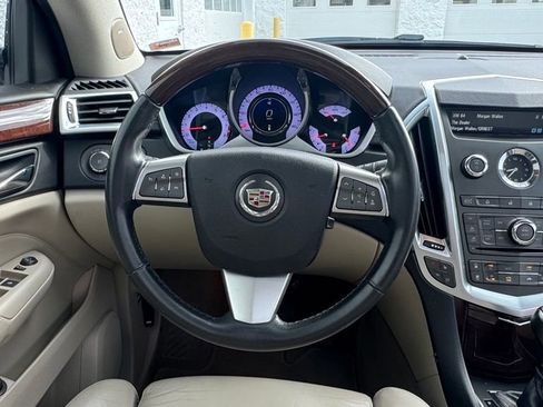 Used 2011 Cadillac SRX Premium image 12