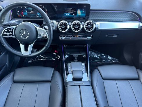 Used 2022 Mercedes-Benz GLB 250 4MATIC image 15