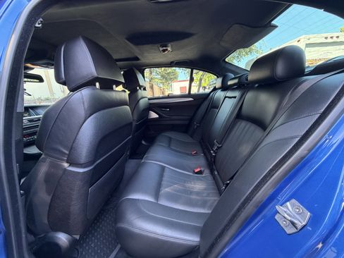 Used 2014 BMW M5 image 18