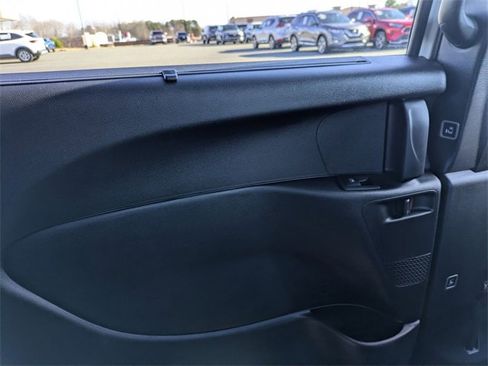 Used 2021 Chrysler Pacifica Touring w/ S Appearance Package image 27