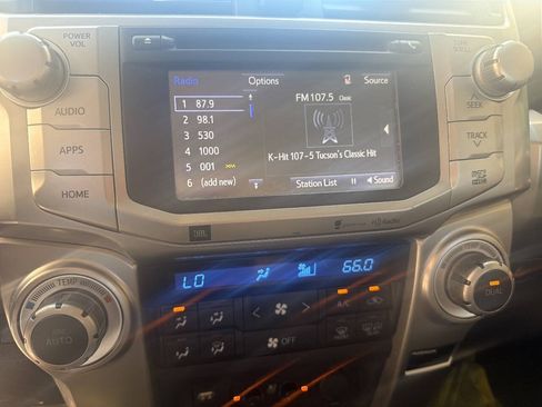 Used 2015 Toyota 4Runner Limited AWD/4WD image 23