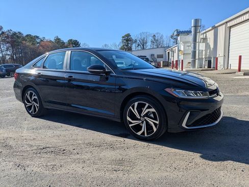 New 2026 Volkswagen Jetta SEL FWD image 2