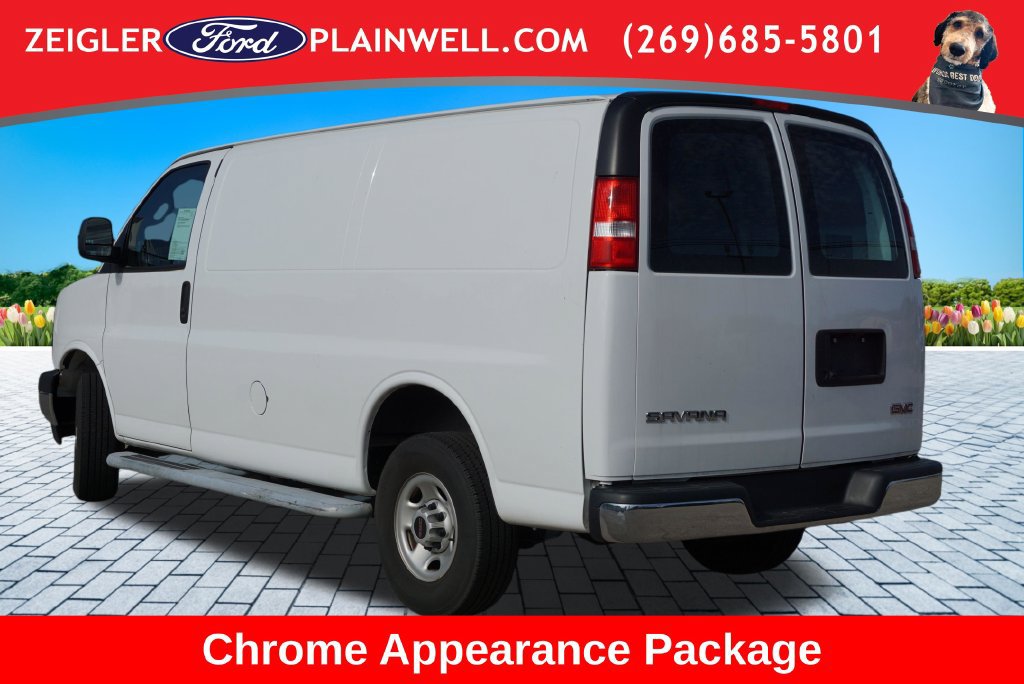 Used 2022 GMC Savana 2500 w/ Driver Convenience Package RWD image 3