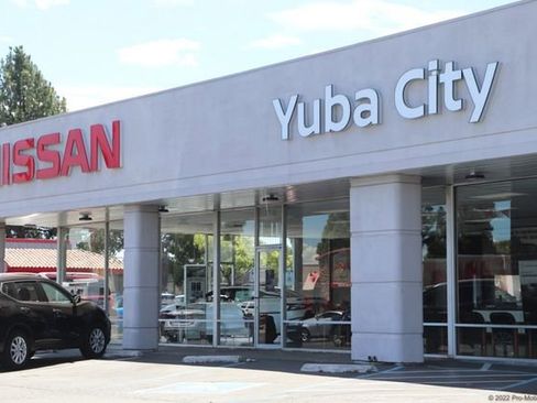 Used 2025 Nissan Sentra SR image 33