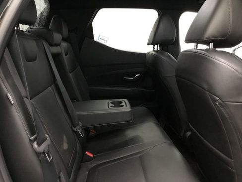 Used 2025 Hyundai Santa Cruz SEL AWD/4WD image 15