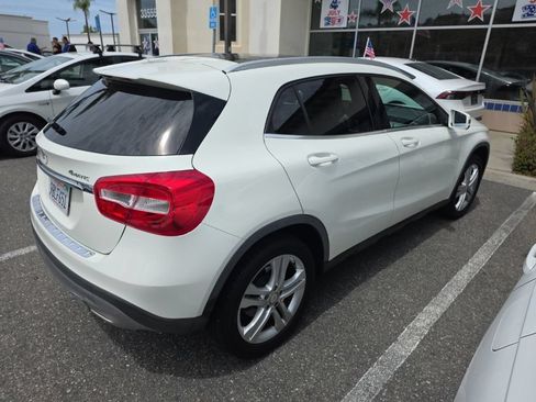 Used 2016 Mercedes-Benz GLA 250 4MATIC image 4