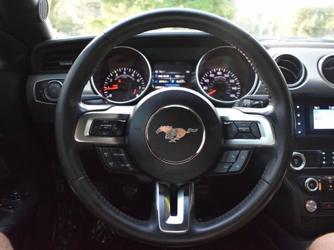 Used 2020 Ford Mustang GT w/ Black Accent Package RWD image 18