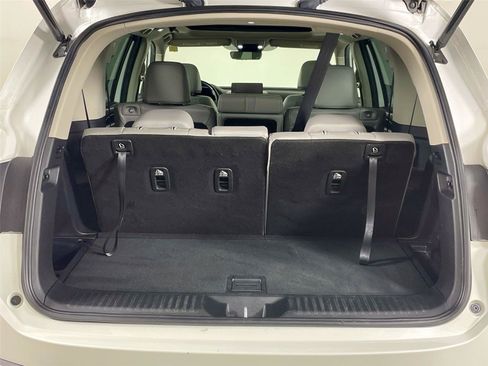 Used 2024 Honda Pilot Touring image 26