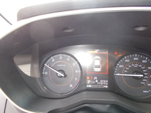 Used 2022 Subaru Crosstrek 2.0i Premium AWD/4WD image 13
