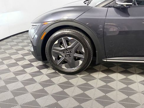Used 2025 Kia EV6 Light RWD image 12
