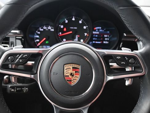 Used 2020 Porsche Macan AWD/4WD image 18