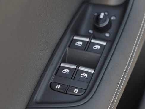 New 2026 Audi Q8 Premium Plus image 24