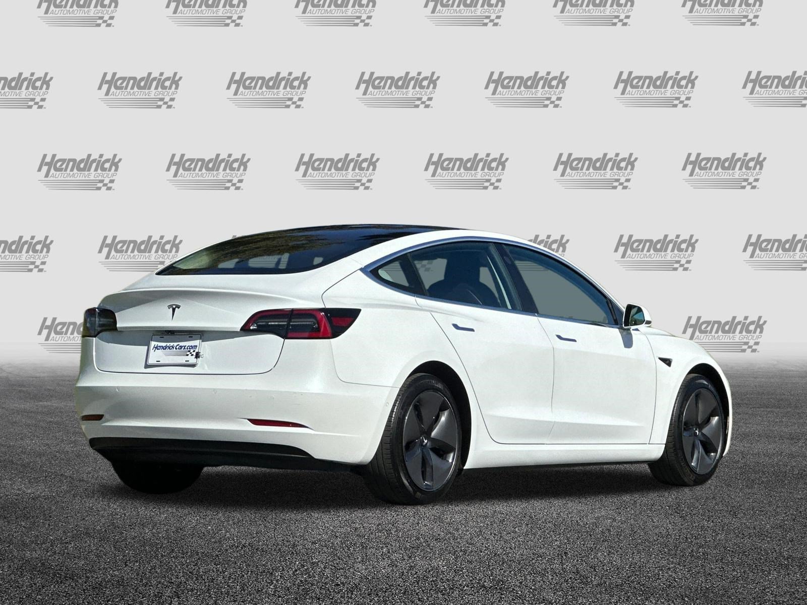 Used 2018 Tesla Model 3 Long Range RWD image 5