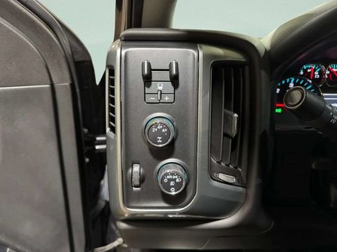 Used 2015 Chevrolet Silverado 2500 LT w/ LT Convenience Package AWD/4WD image 18