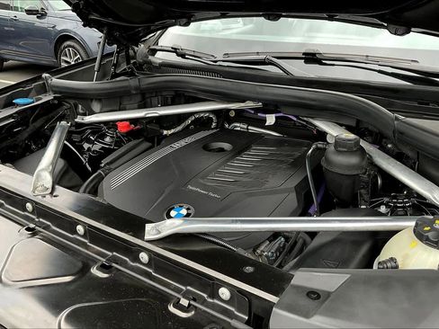 Used 2022 BMW X5 xDrive40i w/ Climate Comfort Package image 32