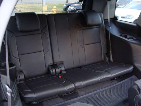 Used 2019 GMC Yukon Denali w/ Denali Ultimate Package image 13